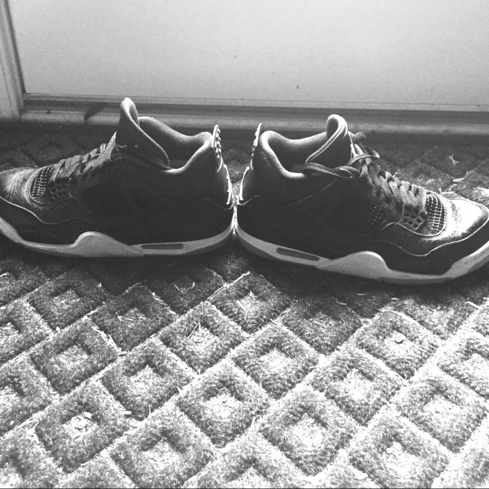 Jordan 4 retros